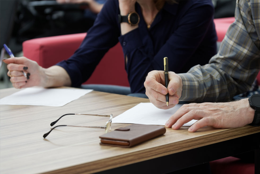 חלוקת רכוש בין בני זוג – איזון משאבים | מזר -משרד עורכי דין למשפחה וירושה